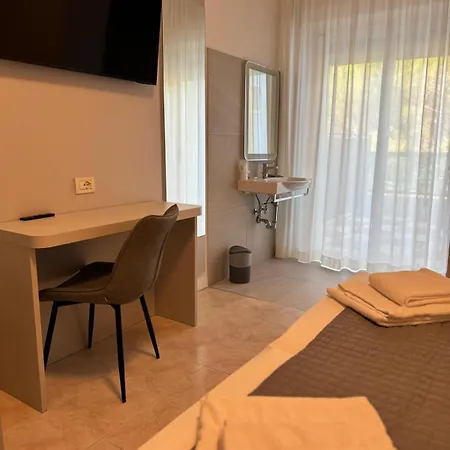 Отель Dolcevita Park & Included Лидо-ди-Езоло