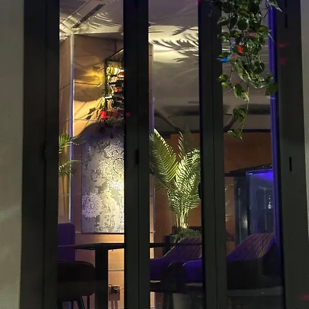 Dolcevita Park & Included