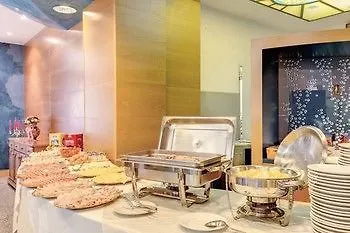 Hotell Dolcevita Park & Included 3*